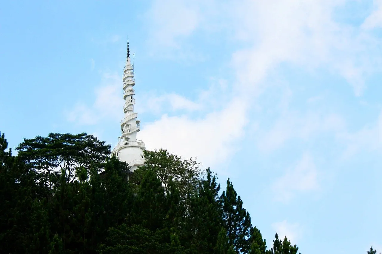 Ambuluwawa Temple